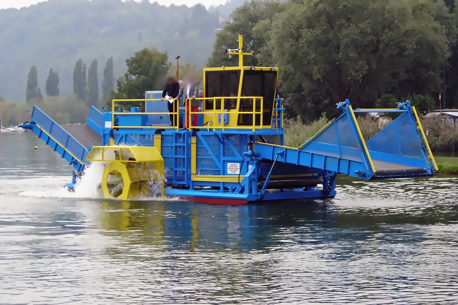 In navigazione sul Lago di Lugano — Natanti Harvester Nettuno